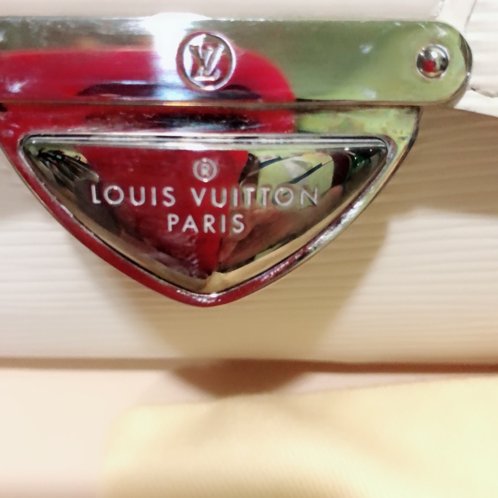 Authentic LV wallet，used